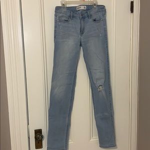 Straight mid rise stretch jeans